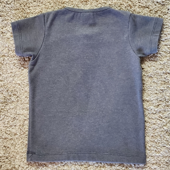 Lulu and Roo Two button Short Sleeve T-Shirt Size 18-24 months Color Grey - Picture 6 of 6